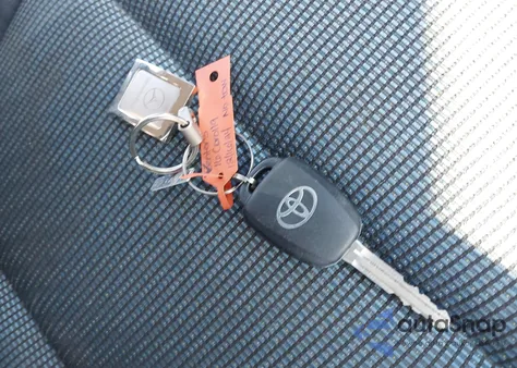 2016 Toyota Corolla S Plus z USA, uszkodzony, nr VIN 5YFBURHE7GP554329